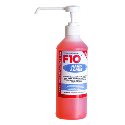 F10 Hand Scrub For Dogs - 500ML